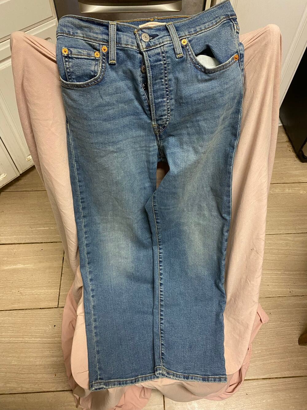 Womens Levis Ribcage Straight Ankle Button Fly Jeans Size 26x27